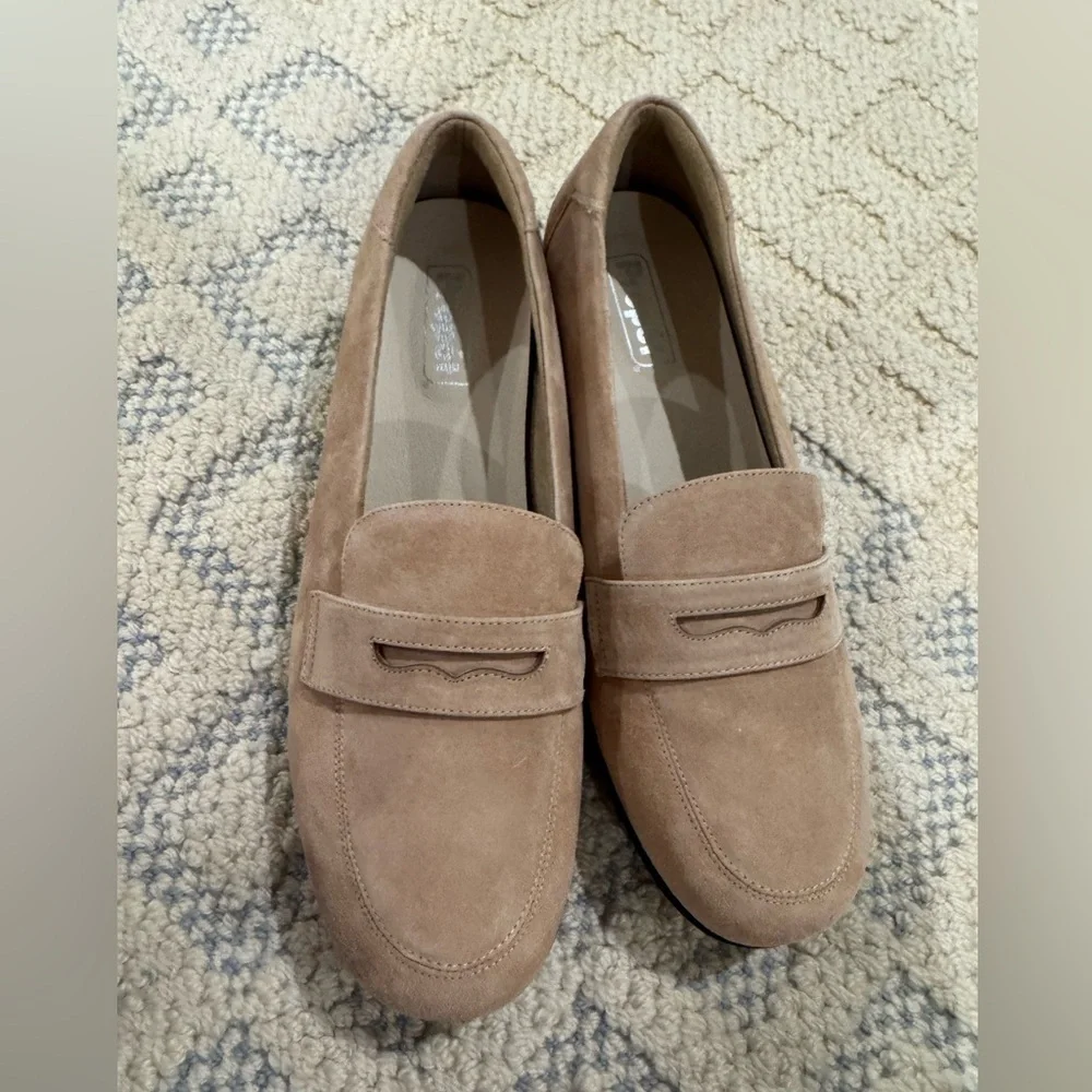 Propet
NIB Propet Women's Yetta Slip-On
Loafer size 11W elegant professional - Picture 7 of 7